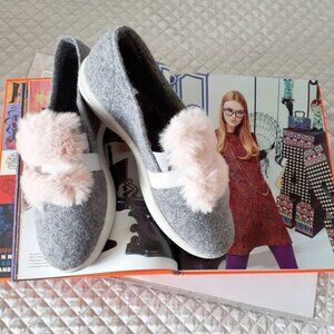 NWT Romika grey natural wool felt pull on sneaker shoes with soft pink faux fur